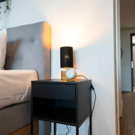 Schlossberg Residences - 3 Glocken Luxury Penthouse-apartments 아파트 바인하임