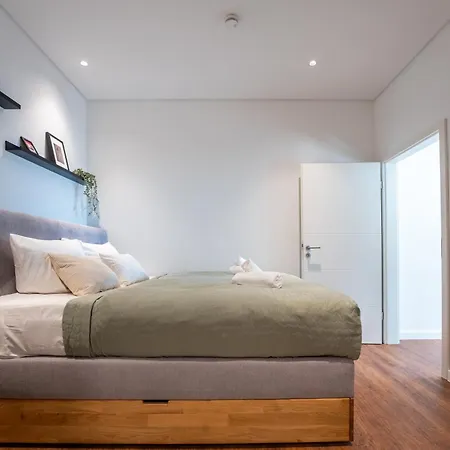 Schlossberg Residences - 3 Glocken Luxury Penthouse-apartments 바인하임