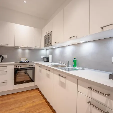 Schlossberg Residences - 3 Glocken Luxury Penthouse-apartments Lägenhet