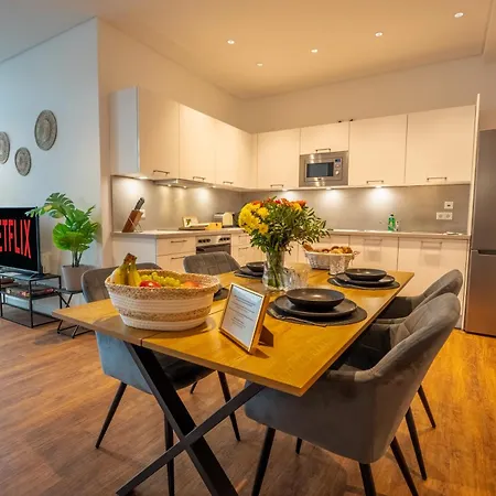 Schlossberg Residences - 3 Glocken Luxury Penthouse-apartments