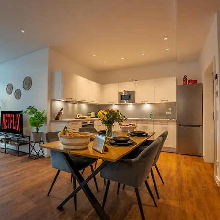 Schlossberg Residences - 3 Glocken Luxury Penthouse-apartments *