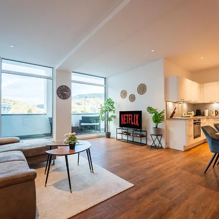 Schlossberg Residences - 3 Glocken Luxury Penthouse-apartments * 바인하임